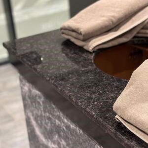 Granit Black Pearl Polisat 2 cm - Blaty, stopnie, glazury i elementy niestandardowe