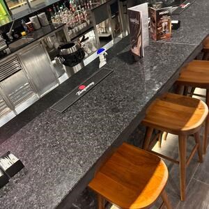 Granit Black Pearl Polisat 2 cm - Blaty, stopnie, glazury i elementy niestandardowe