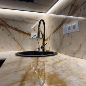 Calacatta Gold Polished Marble Slab, 2 cm