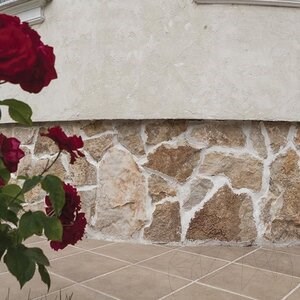 Limestone Polygonal Rock Face - Rustic Yellow | Vertical Placari, Outdoor-Indoor (20mp/paleta)