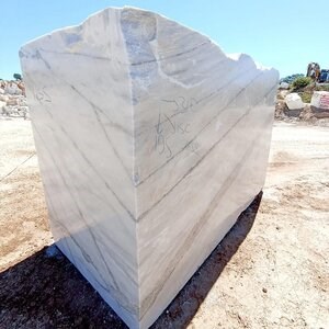 Cascade White Polished Marble Slab, 2 cm