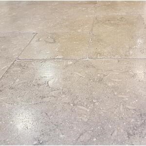 LTP Profesional Ironwax Satin, samopołyskowy, satynowy uszczelniacz akrylowy tworzący powłokę (tylko do użytku wewnętrznego), 1 L