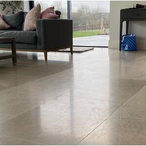LTP Profesional Ironwax Satin, samopołyskowy, satynowy uszczelniacz akrylowy (tylko do wnętrz), 5 L