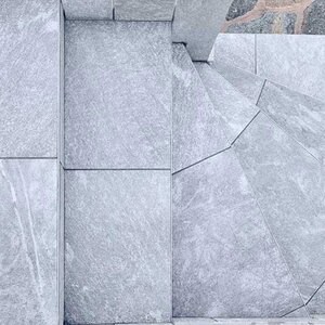 Kamień spiekany L'ALTRA PIETRA Colosseo Silvergrau, 60 X 60 X 2 cm, R11 - Antypoślizgowy do użytku na zewnątrz