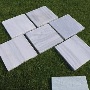 Japanese Marble Step Kavala Cross Antichizata, 40 x 40 x 4,5 cm