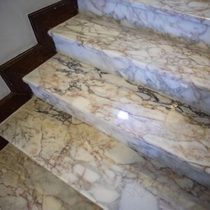 Special Pieces Arabescato Oro Polished Marble, 2 cm - Special Projects