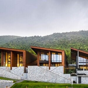Marmur poligonalny Rock Face Dias