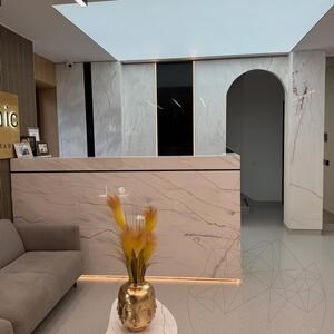 Red Veined Polished Marble Slab, 2 cm