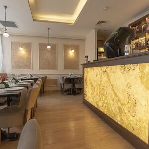 Półprzezroczysty elastyczny łupek SKIN 2mm - Indyjska jesień, 210 x 105 cm | Oświetlenie otoczenia, wewnętrzne i zewnętrzne