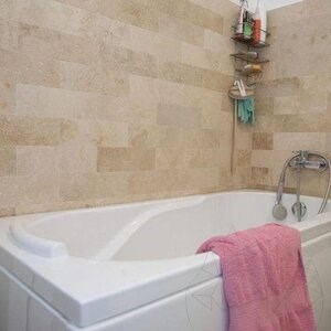 Trawertyn Classic Cross Cut Brushed, 10 x 30,5 x 1 cm