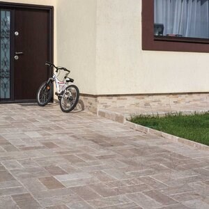 Trawertyn Classic Cross Cut Brushed and Chiselled, 30.5 x 15.25 x 3 cm