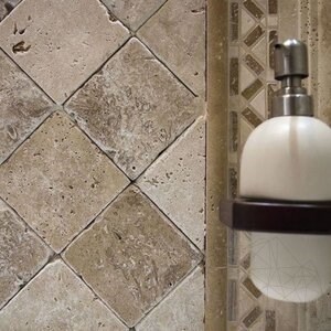 Trawertyn Latte PREMIUM Antiqued, 10 x 10 x 1,2 cm