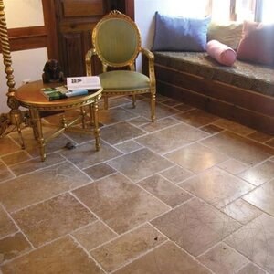 Trawertyn Walnut Cross Cut French Pattern Set Brushed and Daltuit, 1,2 cm