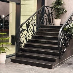 Granit Black Pearl Polisat 2 cm - Blaty, stopnie, glazury i elementy niestandardowe