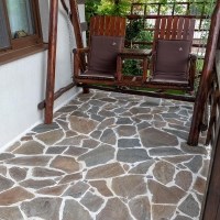 Rdzawobrązowe, wielokątne płyty łupkowe - kamień naturalny na chodniki, schody ogrodowe, ścieżki (1 m2 = 3-5 sztuk, 10 m2/paleta)