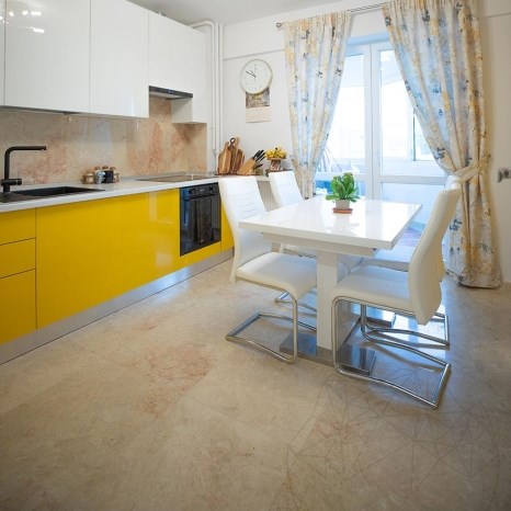 Polerowany marmur Rosalina, 60 x 60 x 2 cm