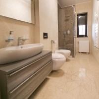 Limestone Sunny Dream Polished, 61 x 30.5 x 1.2 cm (fornir wewnętrzny)
