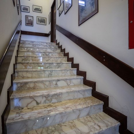 Special Pieces Arabescato Oro Polished Marble, 2 cm - Special Projects