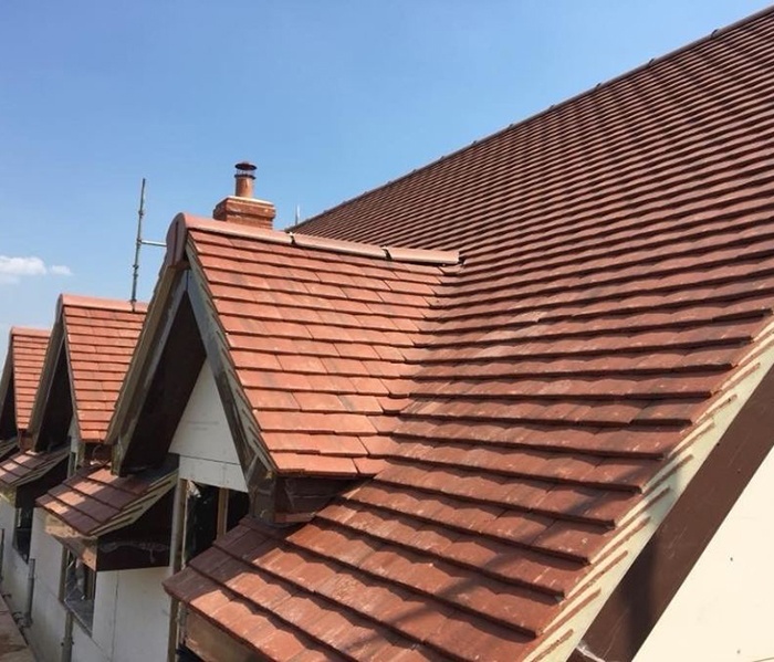 Jak układać dachówki łupkowe?