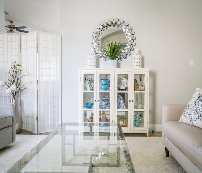 Czym jest wystrój wnętrz w stylu shabby chic? Funkcje i najlepsze wskazówki