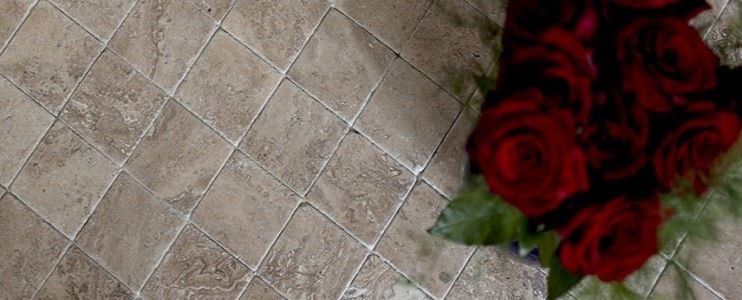 Top 10 najbardziej niesamowitych podłóg z trawertynu
